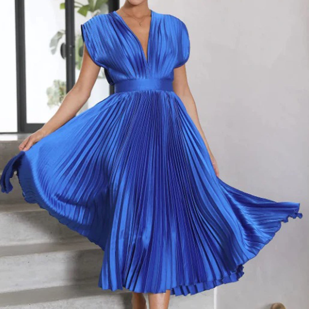Hayes & Tate™ | Timeless Pleated Midi Dress