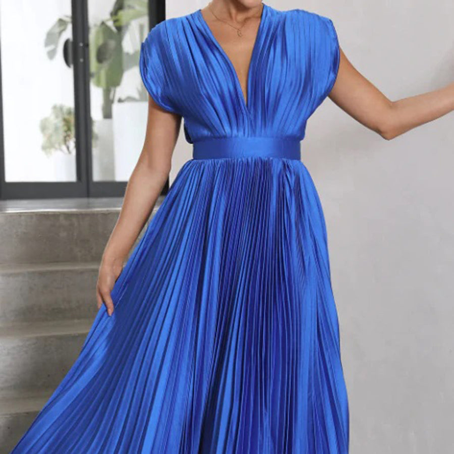 Hayes & Tate™ | Timeless Pleated Midi Dress