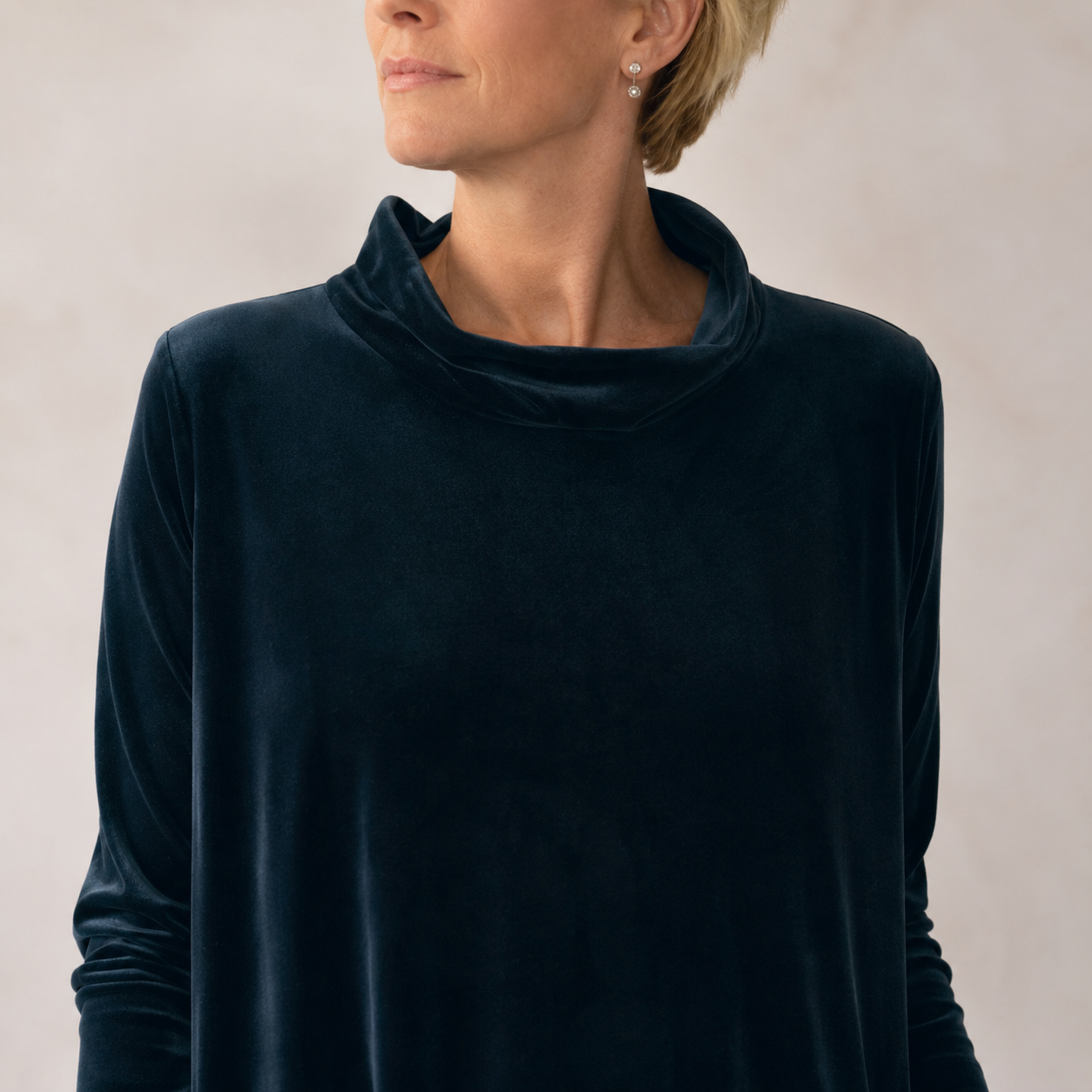 Leona | Velvet Maxi Dress
