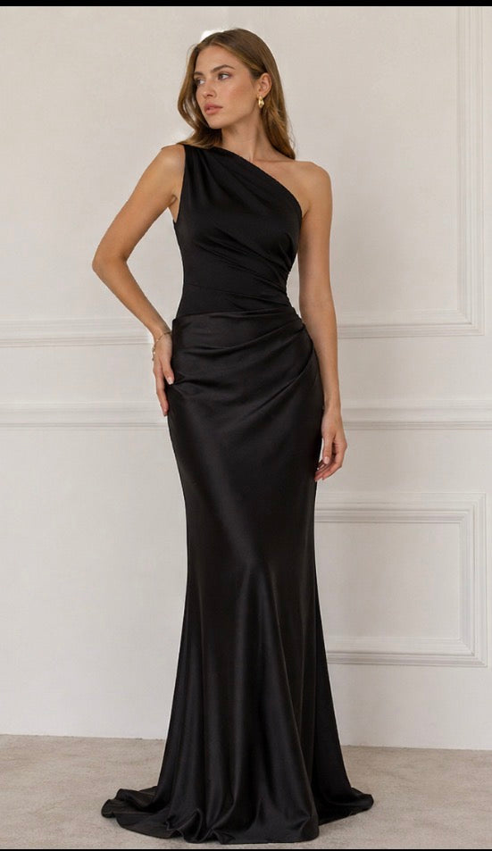 Hayes & Tate™ | Maxi Dress with a Guilt in Satin