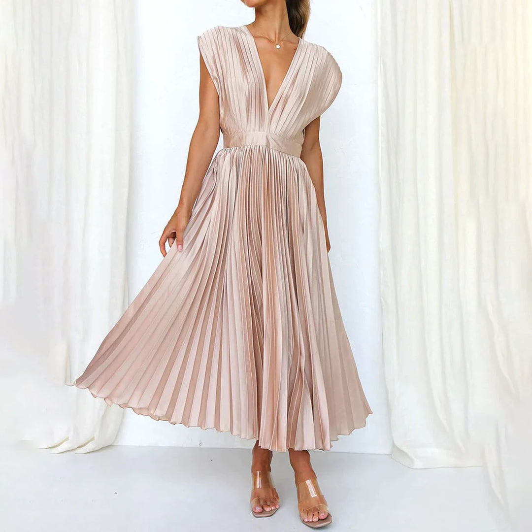 Hayes & Tate™ | Timeless Pleated Midi Dress