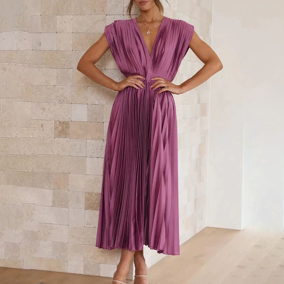 Hayes & Tate™ | Timeless Pleated Midi Dress