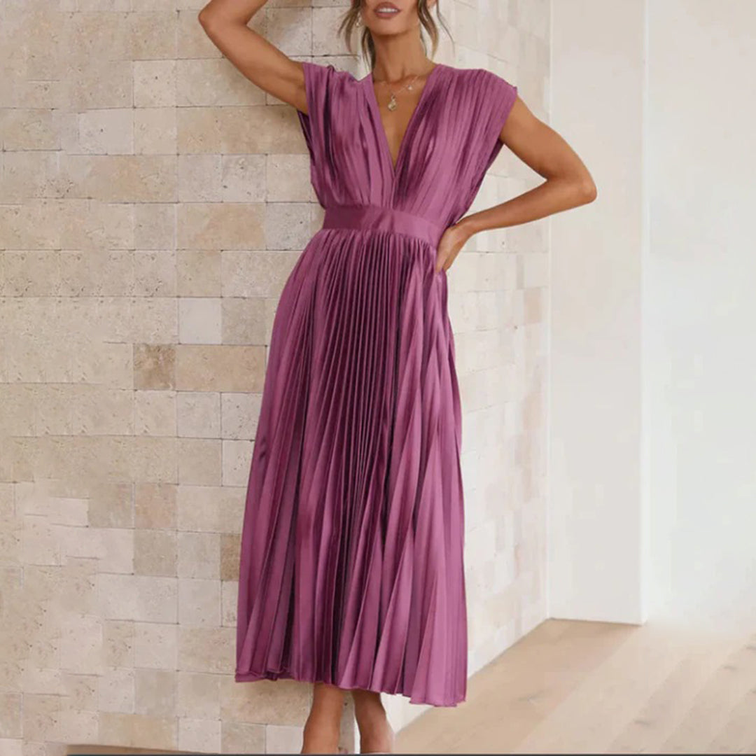 Hayes & Tate™ | Timeless Pleated Midi Dress