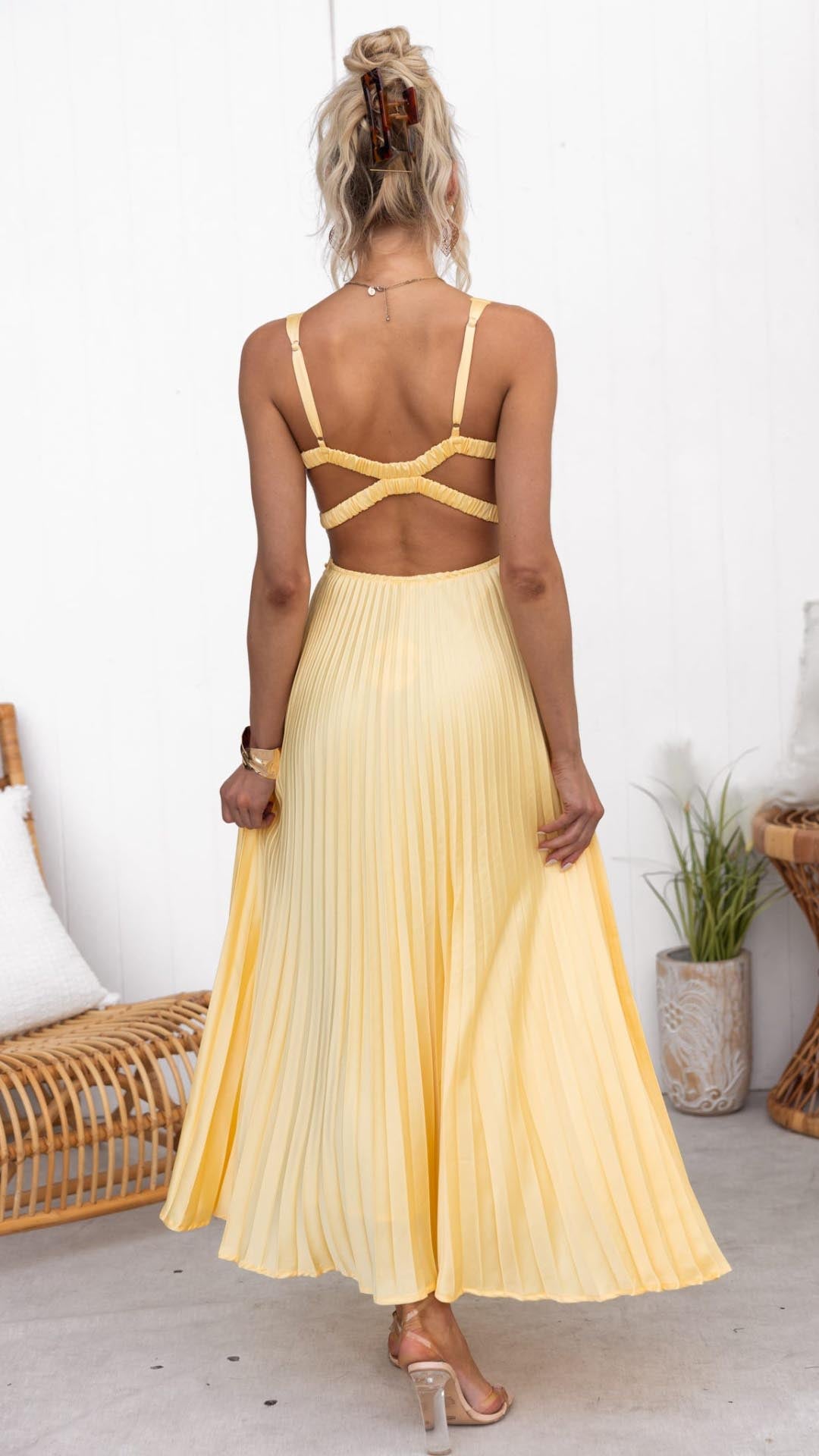Hayes & Tate™ | Pleated V-Neck Maxi Dress