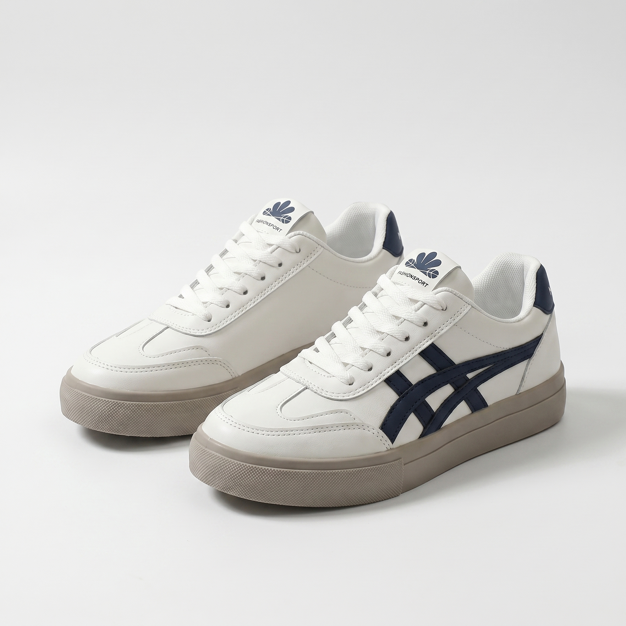 Elizabeth – Platform Sneakers