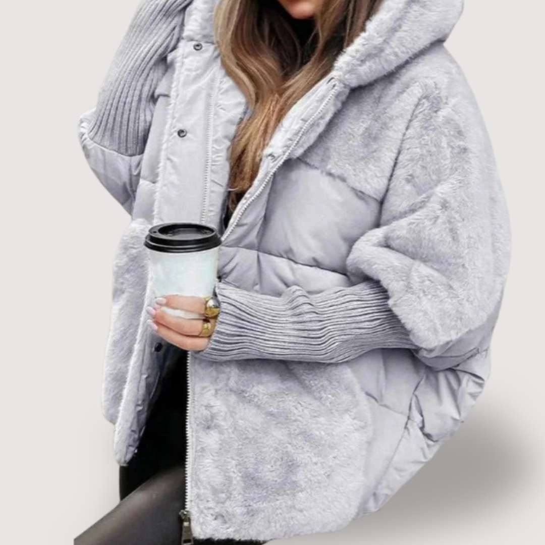 JESSY – COMFORTABLE HOODED JACKET