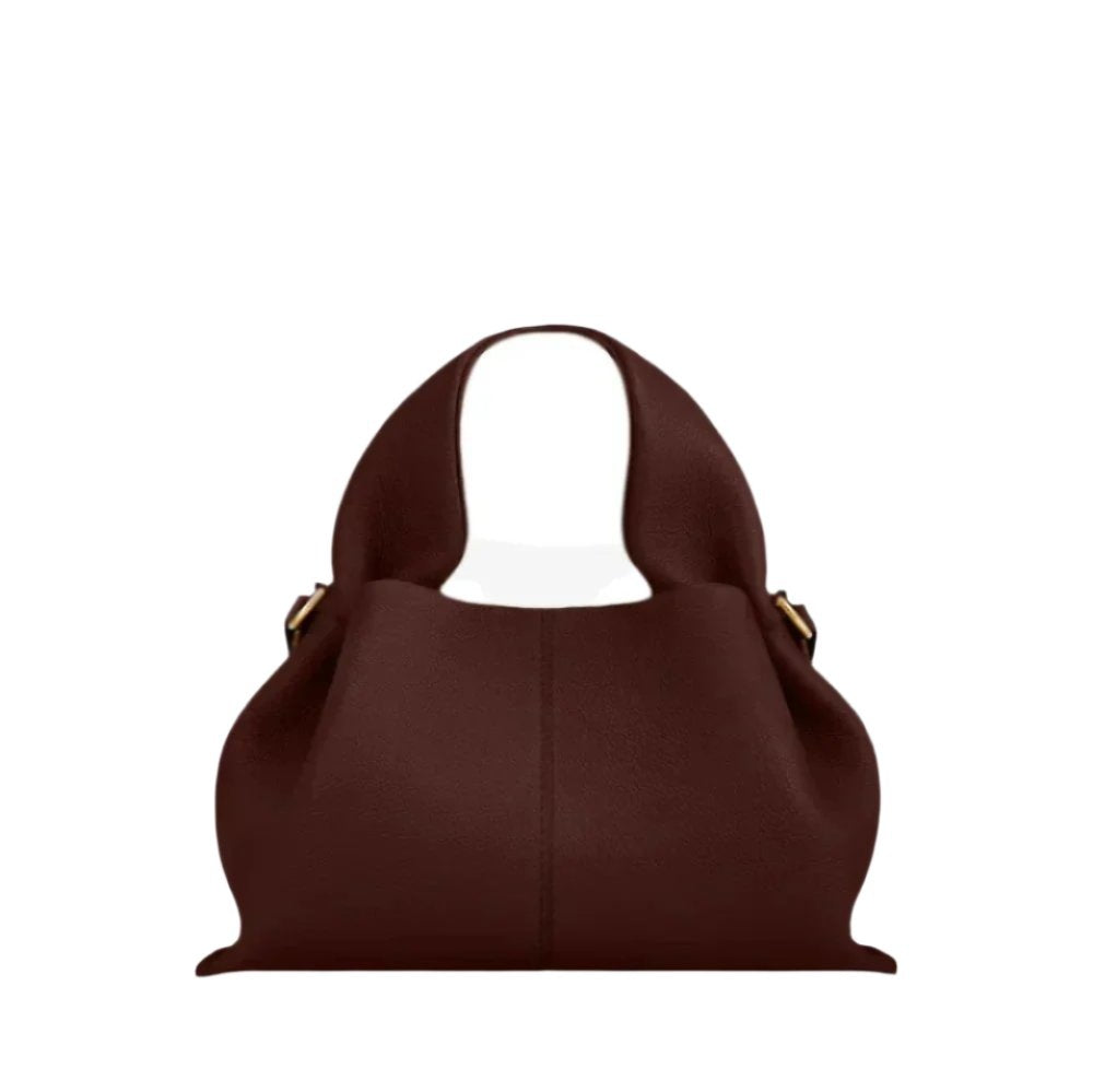 Jamie | Stylish Travel Companion