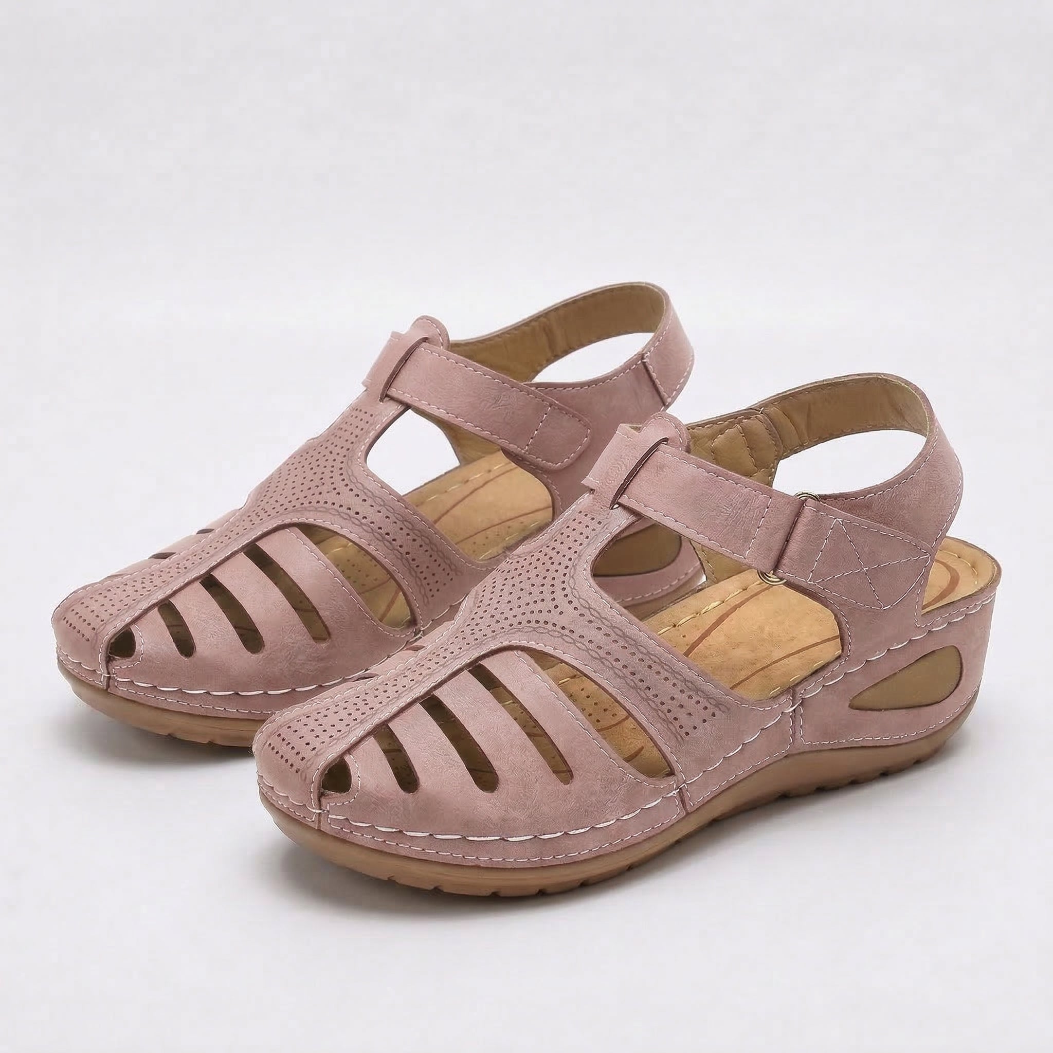 Amelia – Comfort Sandals with a Gentle Lift